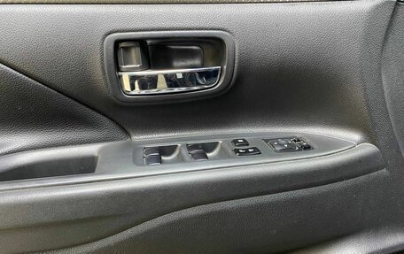 Mitsubishi Outlander III рестайлинг 3, 2012 год, 1 412 000 рублей, 20 фотография