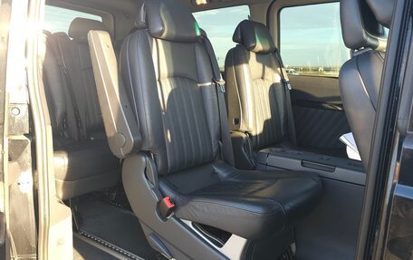 Mercedes-Benz Viano, 2011 год, 2 450 000 рублей, 8 фотография