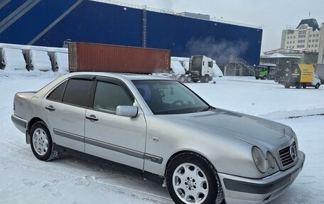 Mercedes-Benz E-Класс, 1997 год, 500 000 рублей, 4 фотография