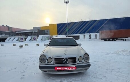 Mercedes-Benz E-Класс, 1997 год, 500 000 рублей, 2 фотография