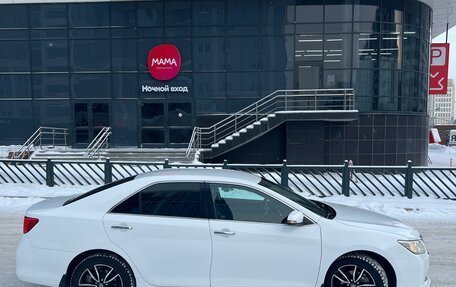 Toyota Camry, 2013 год, 1 980 000 рублей, 4 фотография