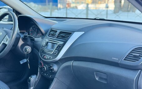 Hyundai Solaris II рестайлинг, 2016 год, 995 000 рублей, 10 фотография