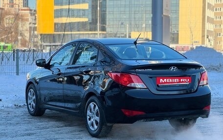 Hyundai Solaris II рестайлинг, 2016 год, 995 000 рублей, 2 фотография