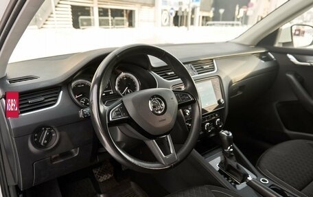 Skoda Octavia, 2018 год, 1 967 000 рублей, 5 фотография