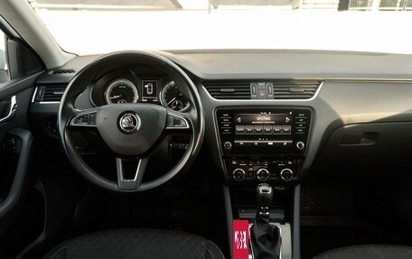 Skoda Octavia, 2018 год, 1 967 000 рублей, 8 фотография