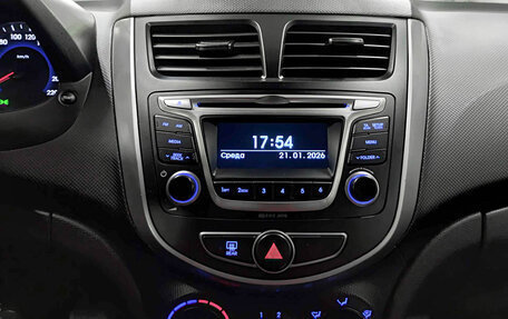 Hyundai Solaris II рестайлинг, 2016 год, 899 750 рублей, 18 фотография