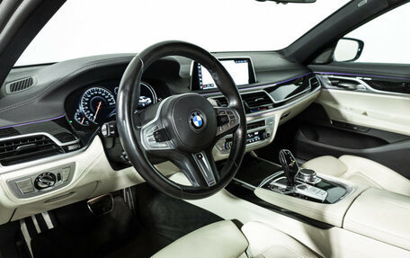 BMW 7 серия, 2018 год, 4 200 000 рублей, 11 фотография