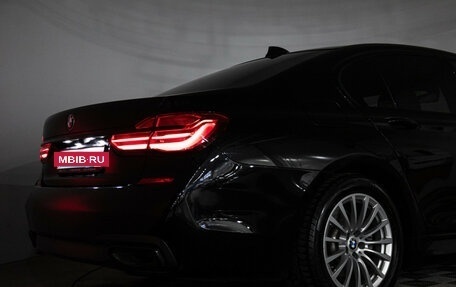 BMW 7 серия, 2018 год, 4 200 000 рублей, 29 фотография