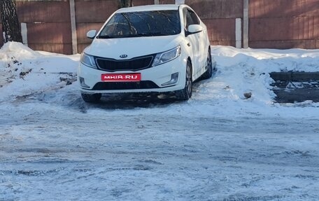 KIA Rio III рестайлинг, 2013 год, 965 000 рублей, 1 фотография