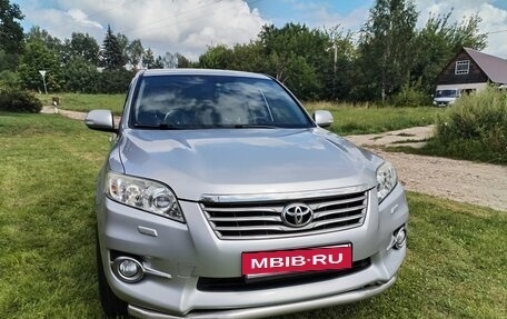 Toyota RAV4, 2012 год, 1 420 000 рублей, 1 фотография