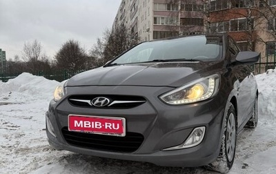 Hyundai Solaris II рестайлинг, 2014 год, 1 000 000 рублей, 1 фотография