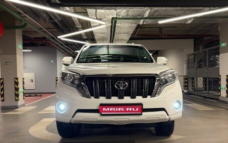 Toyota Land Cruiser Prado 150 рестайлинг 2, 2016 год, 4 400 000 рублей, 1 фотография