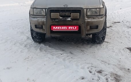 Opel Frontera B, 2001 год, 675 000 рублей, 2 фотография