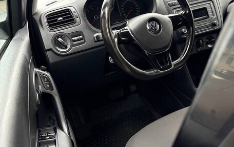 Volkswagen Polo VI (EU Market), 2017 год, 960 000 рублей, 20 фотография