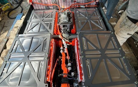 Nissan Leaf I, 2013 год, 1 175 000 рублей, 14 фотография