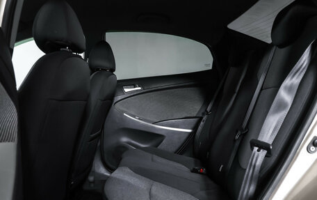 Hyundai Solaris II рестайлинг, 2011 год, 750 000 рублей, 12 фотография