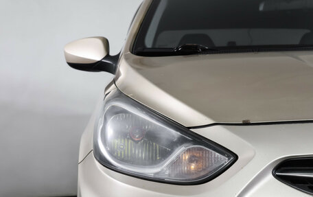 Hyundai Solaris II рестайлинг, 2011 год, 750 000 рублей, 22 фотография