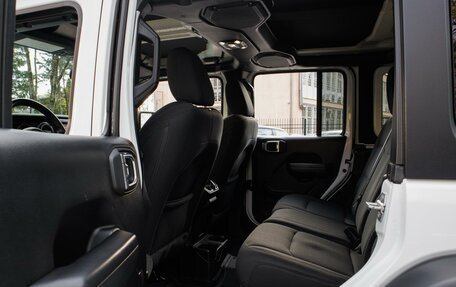 Jeep Wrangler, 2021 год, 4 700 000 рублей, 19 фотография
