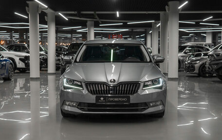 Skoda Superb III рестайлинг, 2017 год, 2 180 000 рублей, 3 фотография