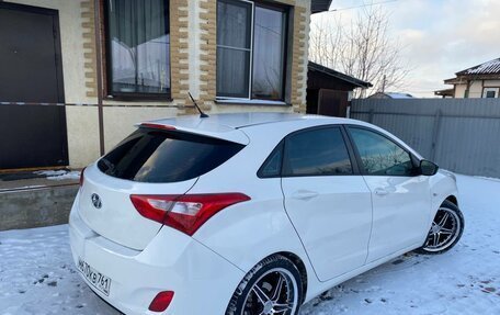 Hyundai i30 II рестайлинг, 2012 год, 750 000 рублей, 4 фотография