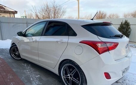 Hyundai i30 II рестайлинг, 2012 год, 750 000 рублей, 5 фотография