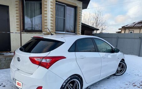 Hyundai i30 II рестайлинг, 2012 год, 750 000 рублей, 14 фотография