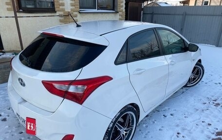 Hyundai i30 II рестайлинг, 2012 год, 750 000 рублей, 12 фотография