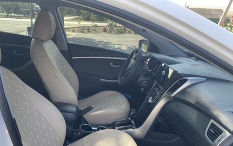 Hyundai i30 II рестайлинг, 2012 год, 750 000 рублей, 20 фотография