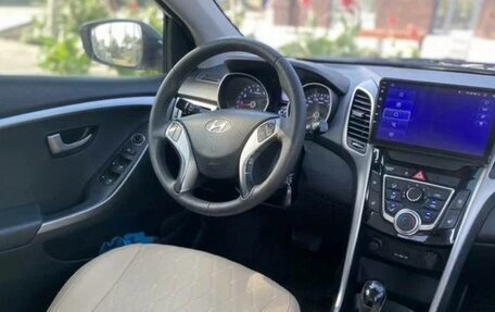 Hyundai i30 II рестайлинг, 2012 год, 750 000 рублей, 19 фотография