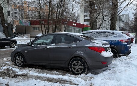 Hyundai Solaris II рестайлинг, 2014 год, 1 000 000 рублей, 7 фотография