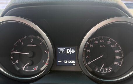 Toyota Land Cruiser Prado 150 рестайлинг 2, 2016 год, 4 400 000 рублей, 16 фотография