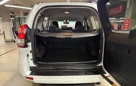 Toyota Land Cruiser Prado 150 рестайлинг 2, 2016 год, 4 400 000 рублей, 9 фотография