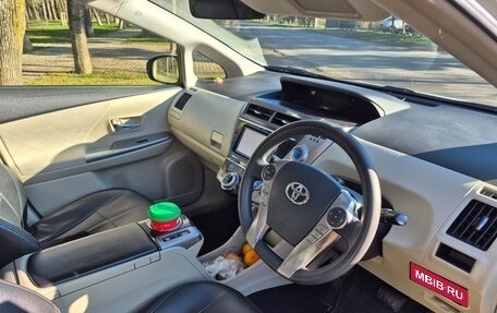 Toyota Prius Alpha I (ZVW40/41), 2017 год, 1 850 000 рублей, 6 фотография