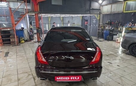 Jaguar XJ IV (X351), 2011 год, 2 200 000 рублей, 6 фотография