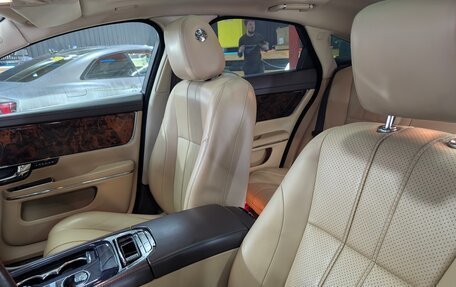 Jaguar XJ IV (X351), 2011 год, 2 200 000 рублей, 26 фотография