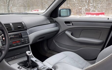 BMW 3 серия, 2004 год, 450 000 рублей, 13 фотография