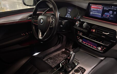 BMW 5 серия, 2020 год, 3 100 000 рублей, 15 фотография