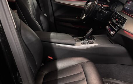 BMW 5 серия, 2020 год, 3 100 000 рублей, 14 фотография