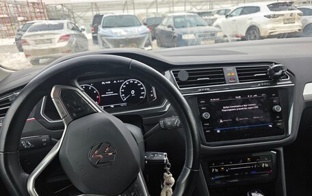 Volkswagen Tiguan II, 2022 год, 3 300 000 рублей, 12 фотография