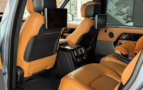 Land Rover Range Rover IV рестайлинг, 2018 год, 8 500 000 рублей, 25 фотография