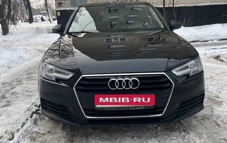 Audi A4, 2019 год, 2 100 000 рублей, 3 фотография