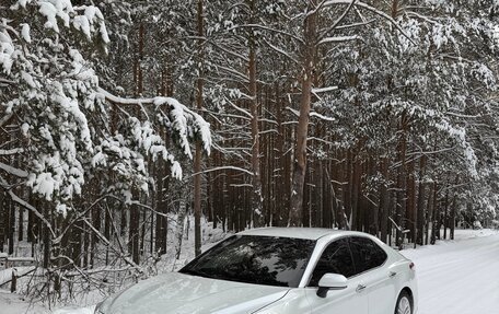 Toyota Camry, 2019 год, 2 950 000 рублей, 2 фотография