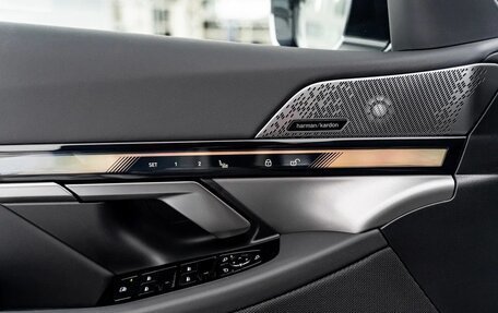 BMW 5 серия, 2026 год, 8 084 000 рублей, 13 фотография