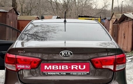 KIA Rio III рестайлинг, 2015 год, 1 230 000 рублей, 10 фотография