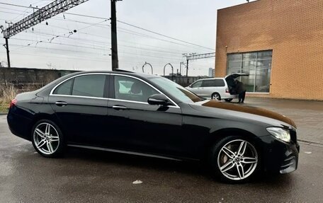 Mercedes-Benz E-Класс, 2020 год, 4 600 000 рублей, 4 фотография