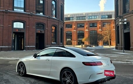 Mercedes-Benz E-Класс, 2017 год, 3 550 000 рублей, 3 фотография