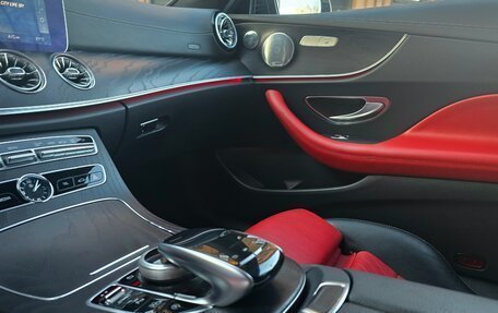 Mercedes-Benz E-Класс, 2017 год, 3 550 000 рублей, 18 фотография