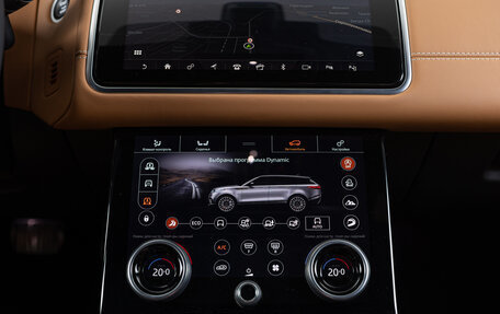 Land Rover Range Rover Velar I, 2018 год, 6 090 000 рублей, 31 фотография