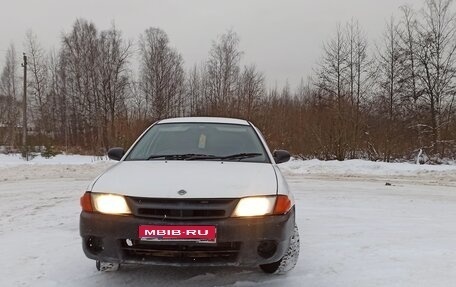 Nissan AD II, 2000 год, 195 000 рублей, 1 фотография