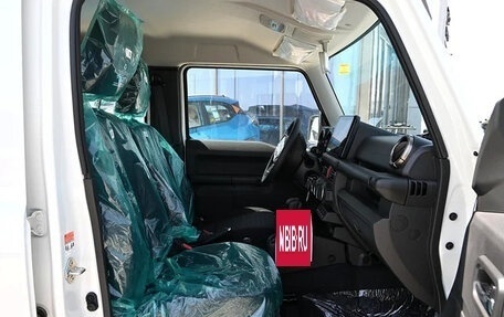 Suzuki Jimny, 2024 год, 2 840 000 рублей, 14 фотография